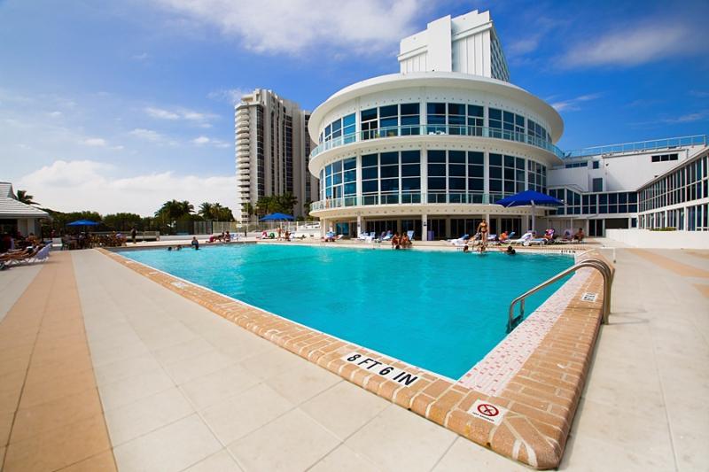 Collins Apartments By Design Suites Miami Beach Zewnętrze zdjęcie
